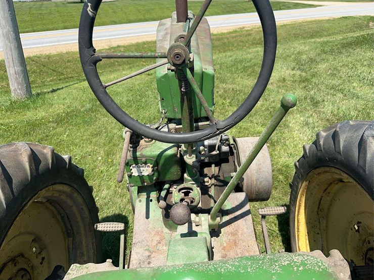 john-deere-h-image-22