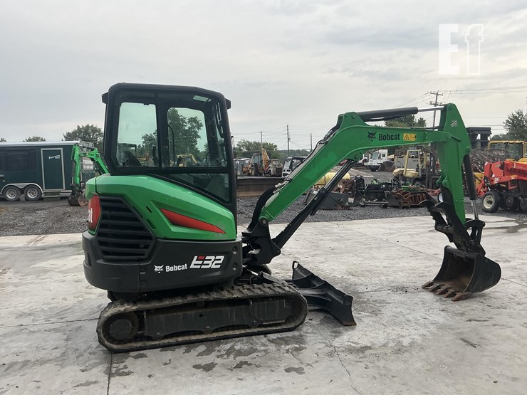 2018-bobcat-e32i-image-5