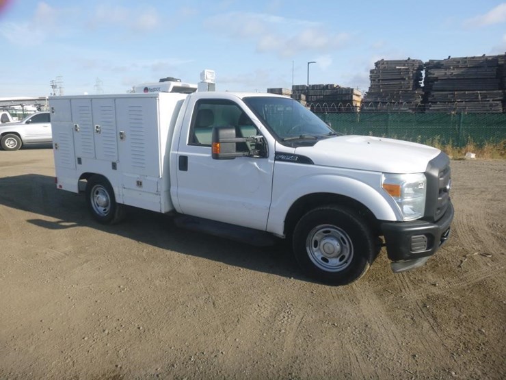 2015-ford-f350-image-2