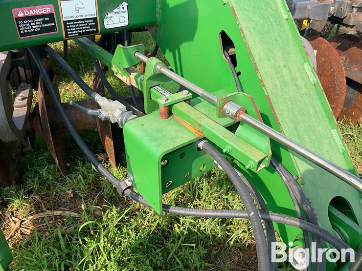 john-deere-637-image-12