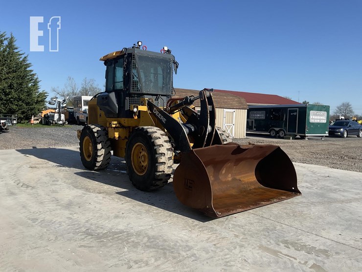 2021-deere-444-p-tier-image-6