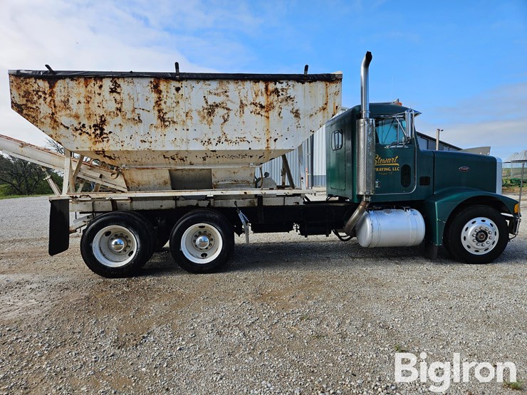 1990-peterbilt-579-image-9