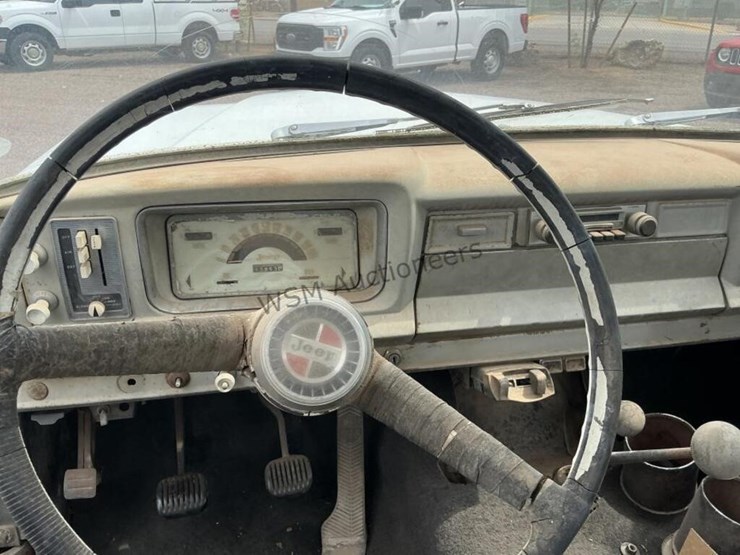 1966-jeep-gladiator-image-15