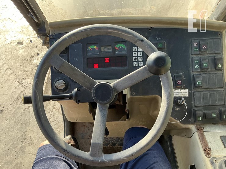 2009-bobcat-v417-image-14