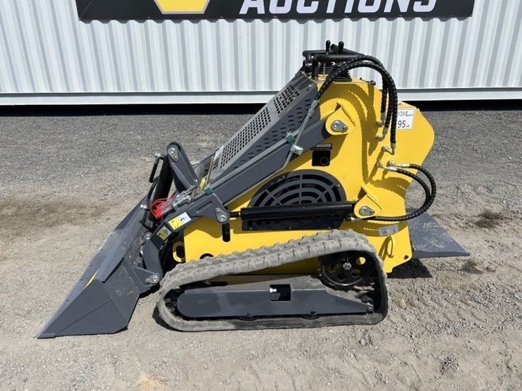 2026-starvox-sv-480-mini-compact-track-loader-image-2
