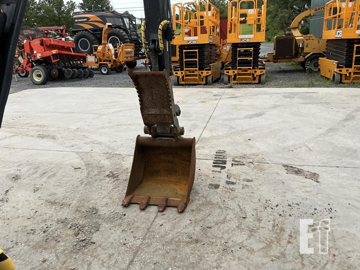 2022-deere-50g-image-11
