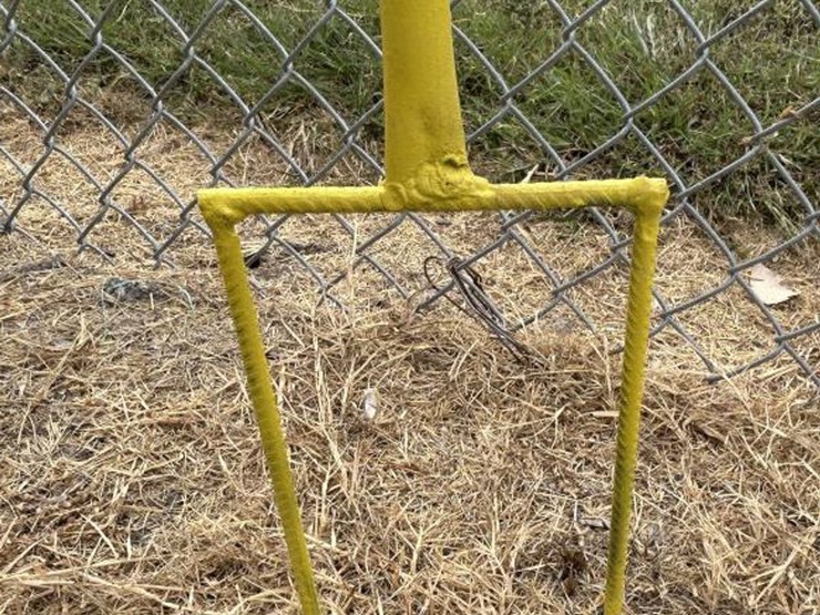 #139-•-metal-art---bumble-bee-spinner---in-ground-image-3
