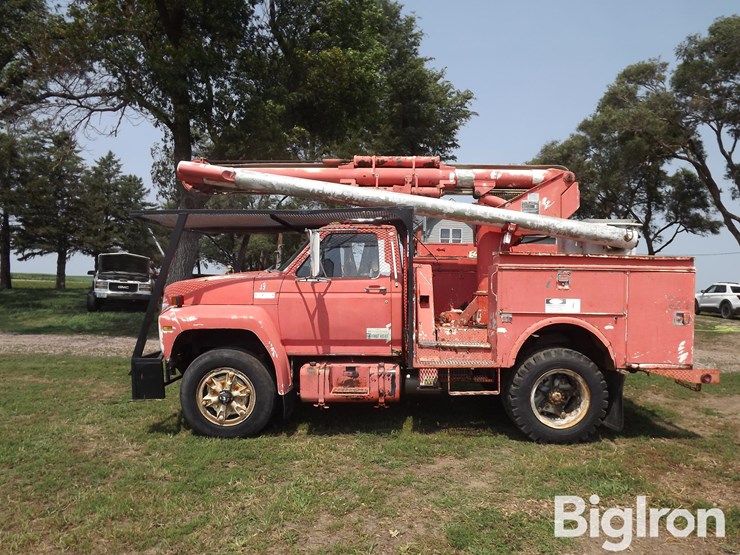 1985-ford-f7000-image-8