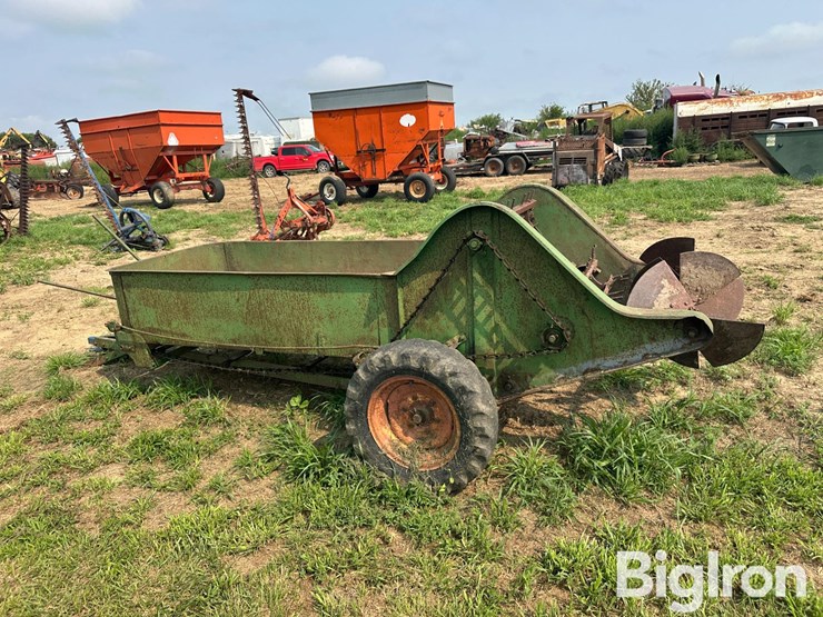 john-deere-11-image-8
