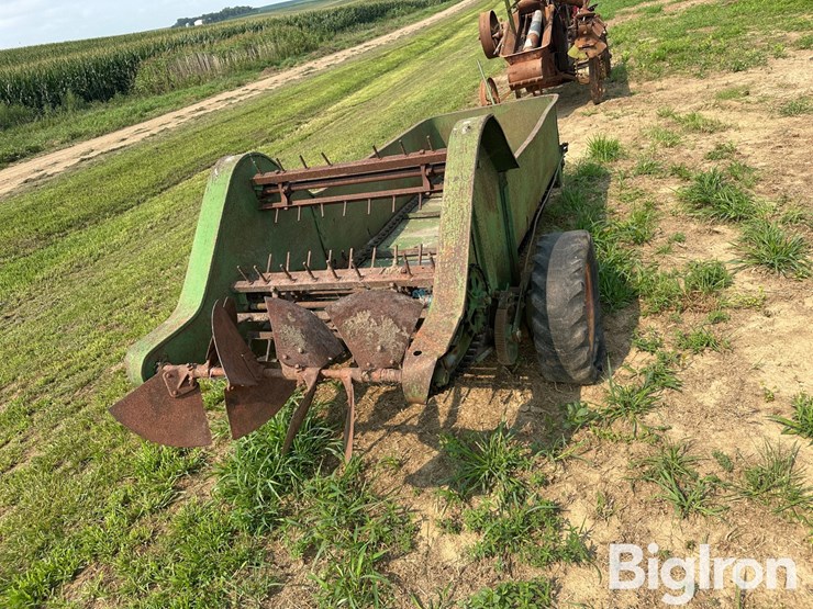 john-deere-11-image-7