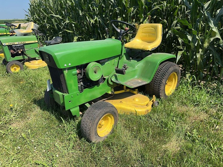 john-deere-120-image-1