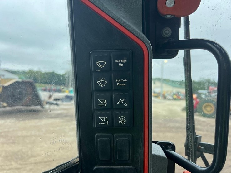 2024-bobcat-t66-image-23