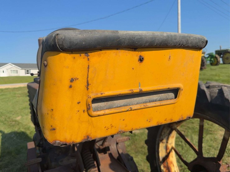 john-deere-b-image-33