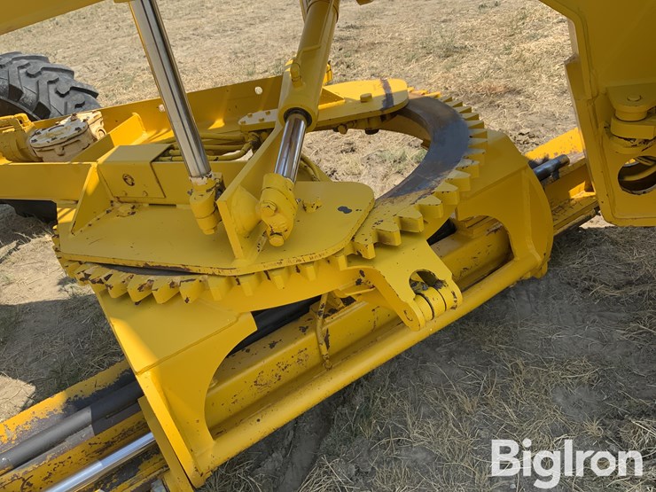 new-holland-rg100-image-13