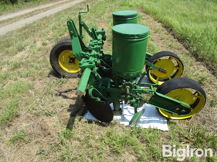john-deere-71-image-8