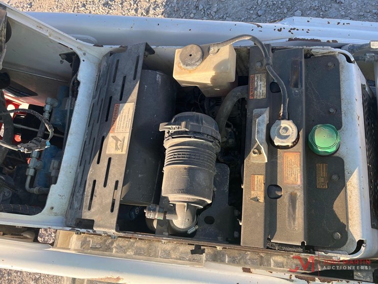 2021-bobcat-mt100-image-10