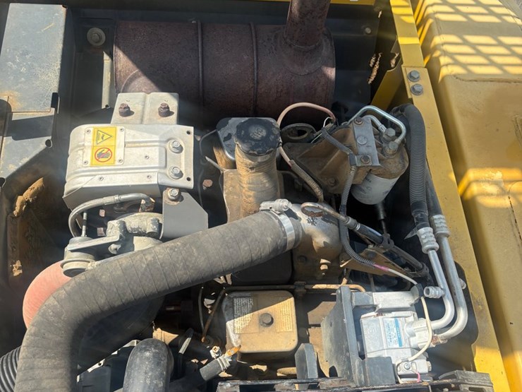komatsu-pc160-lc-image-6