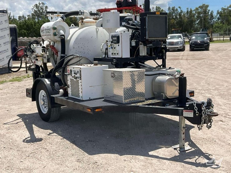 2019-e.h.-wachs-valve-maintenance-towable-vacuum-image-2