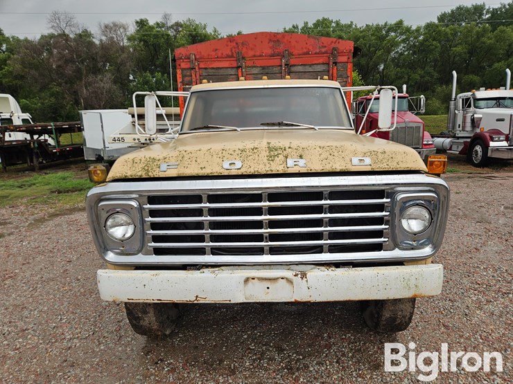 1976-ford-f600-image-2