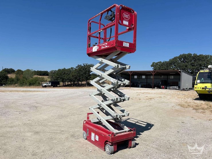 scissor-lift-image-2