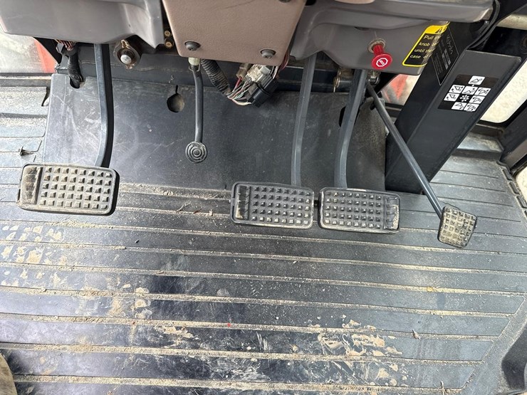 kubota-m125x-image-26