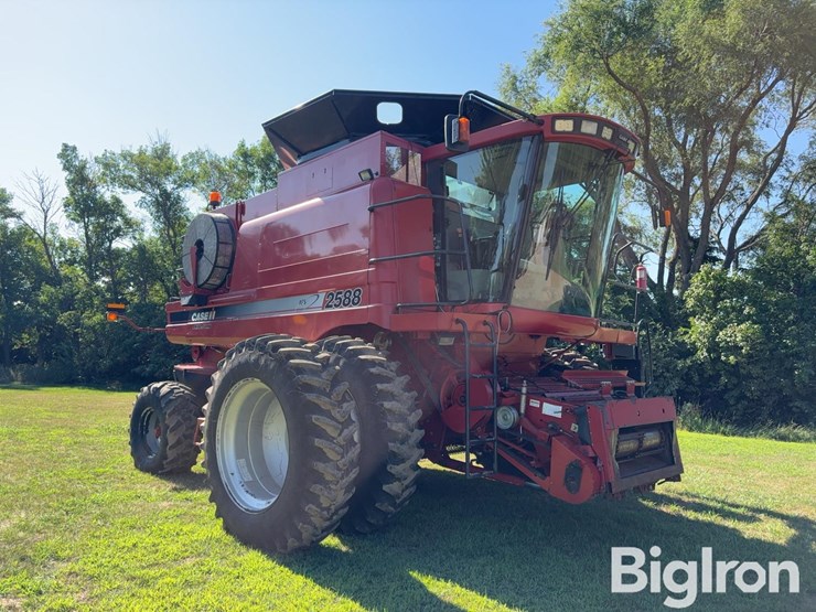 2007-case-ih-2588-image-3