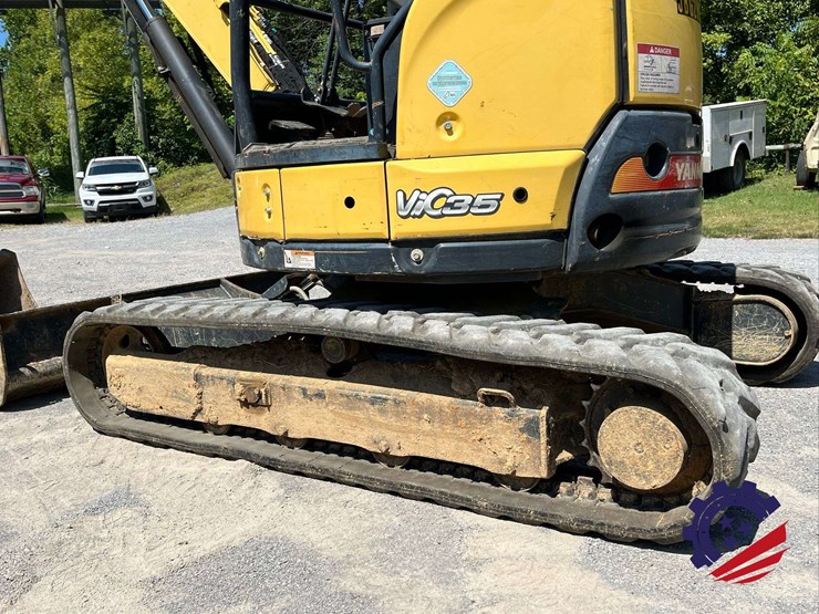 yanmar-vi035-6a-mini-excavator-image-6