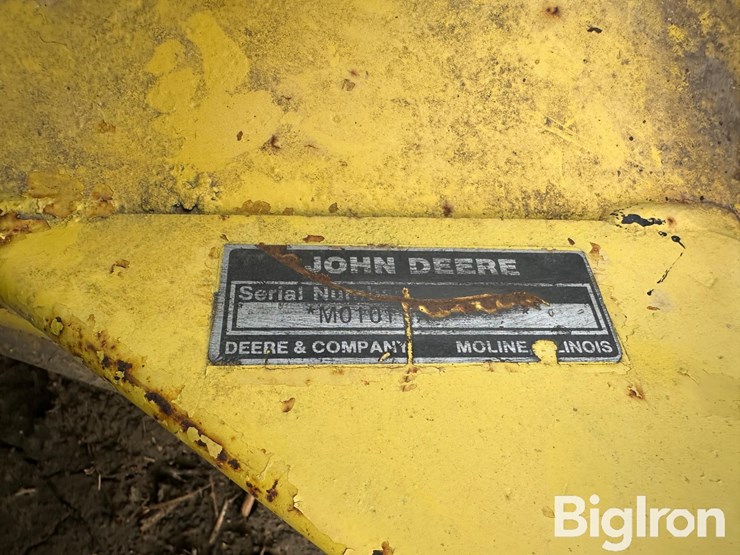 john-deere-318-image-19