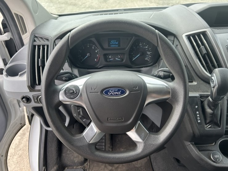 2017-ford-transit-image-18