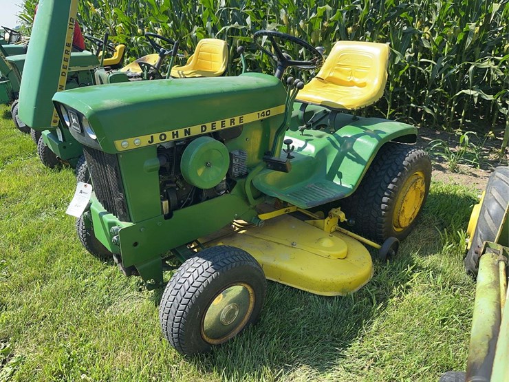 john-deere-140-image-1