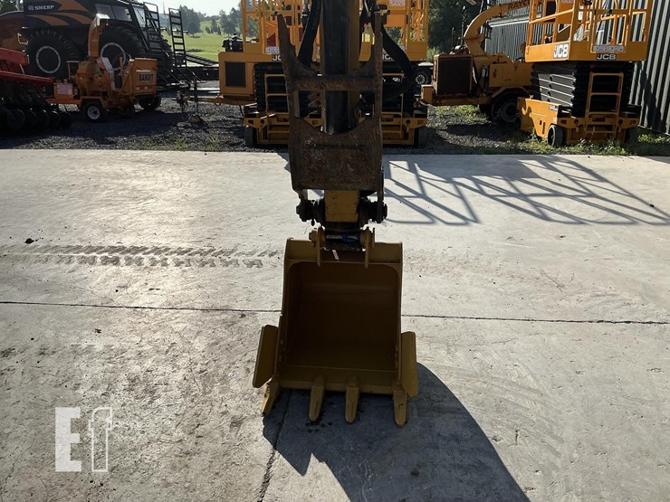 2021-caterpillar-306cr-image-11