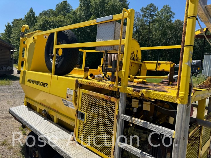 hydro-seeder-caterpillar-engine-(new-kent,-va)-image-3
