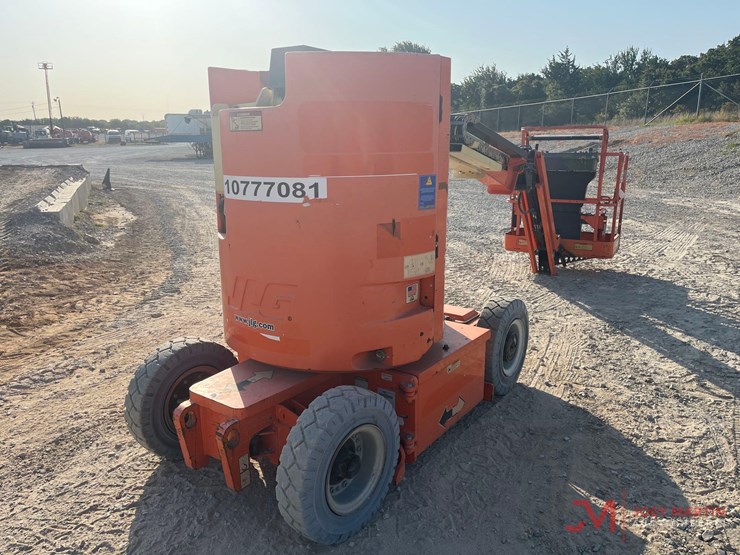 jlg-e300ajp-image-4