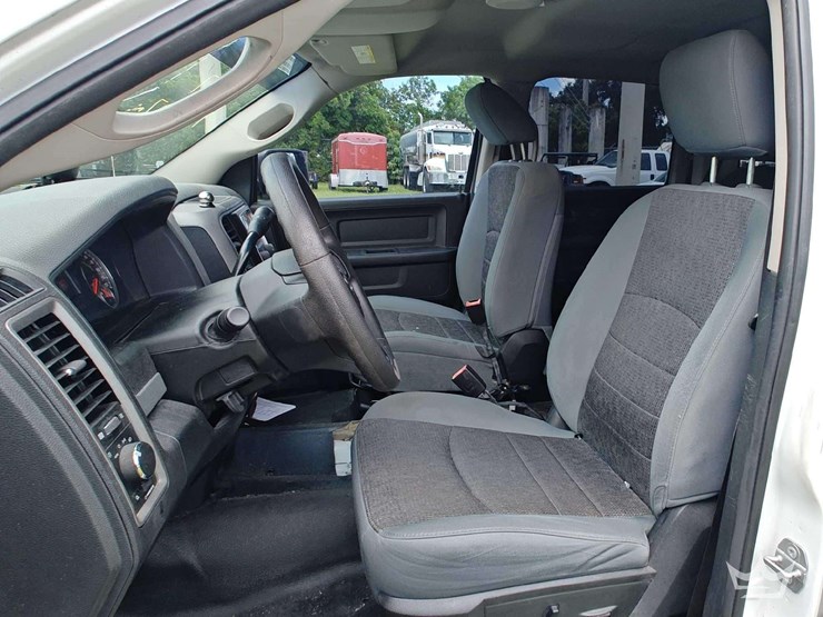 2017-dodge-1500-image-22