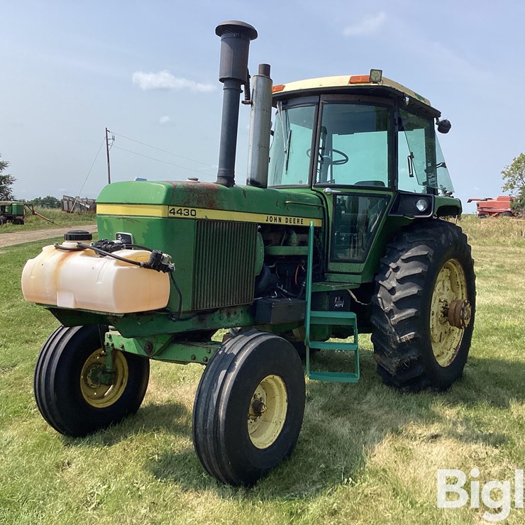 1973 JOHN DEERE 4430