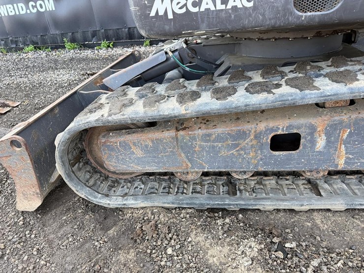 2019-mecalac-6mcr-image-17
