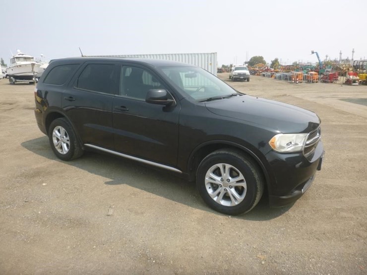 2013-dodge-durango-image-2