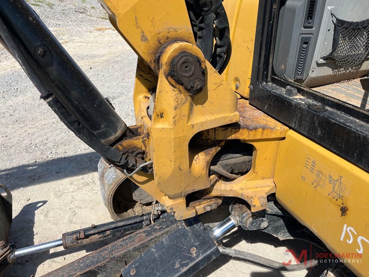 2017-caterpillar-305.5e2-cr-image-10