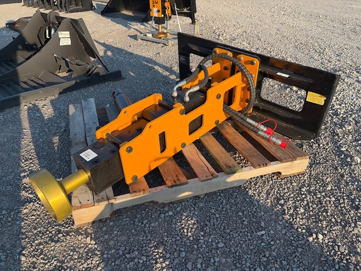 #40-•-pile-driver-image-1