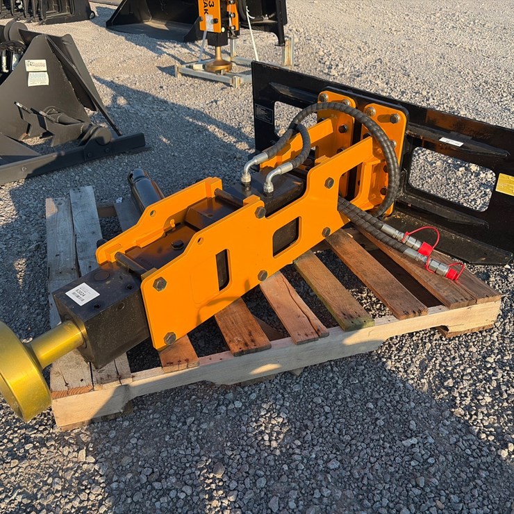 #40 • PILE DRIVER