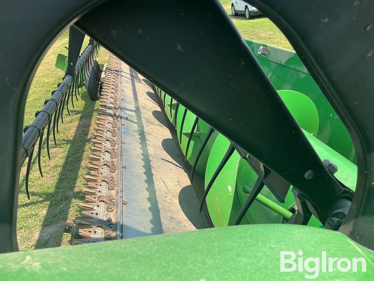2007-john-deere-630f-image-13