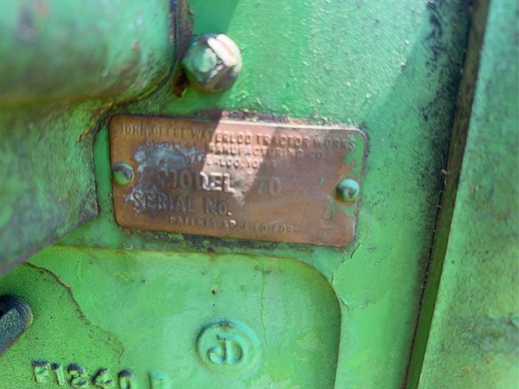 john-deere-70-image-36