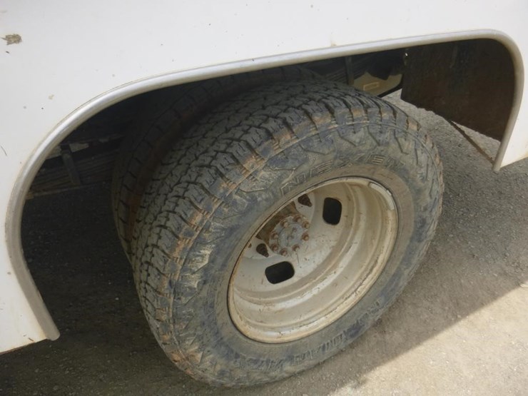 2015-ford-f350-image-13