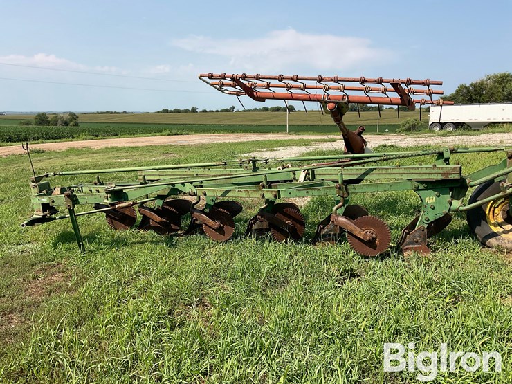 john-deere-5-image-8