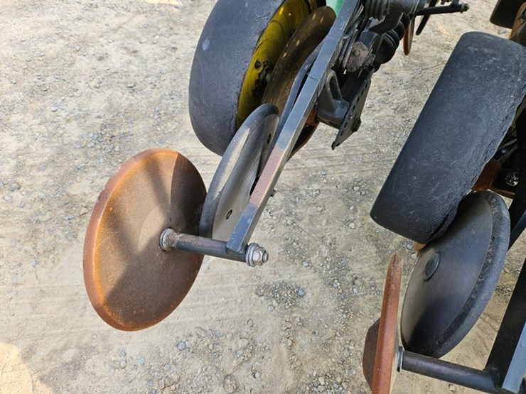 john-deere-750-image-45
