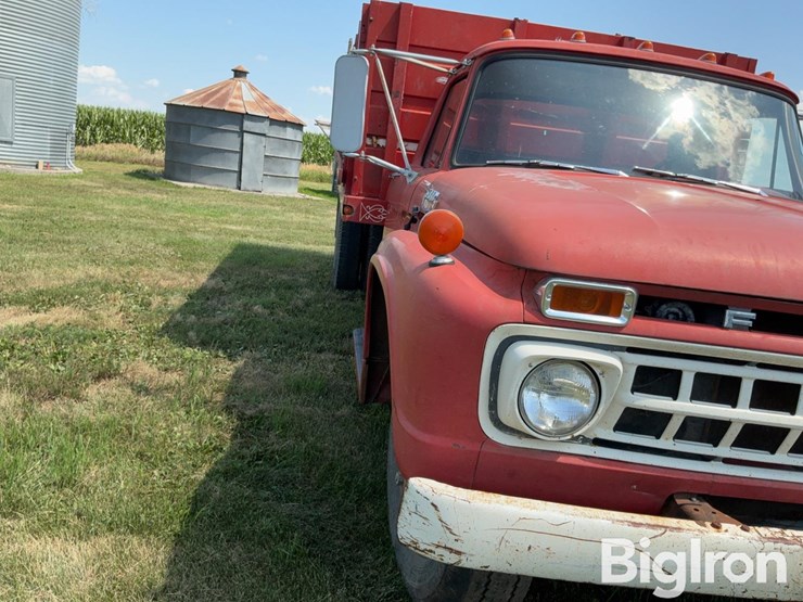 1965-ford-f600-image-10