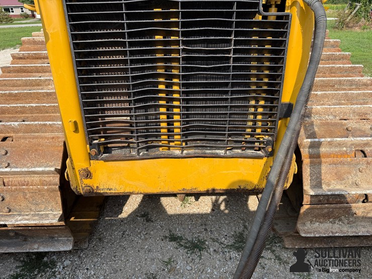 2004-caterpillar-d6r-xw-image-10