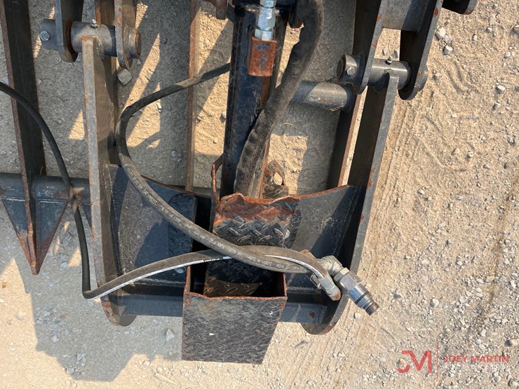 cid-xrg72-72"-root-grapple-skid-steer-attachment-image-5