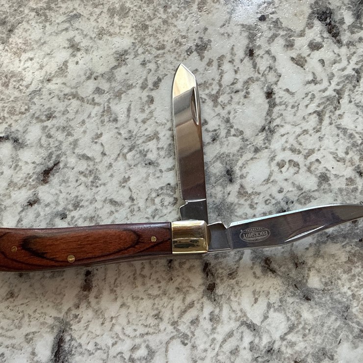 #1044 • Buckshot pocket knife