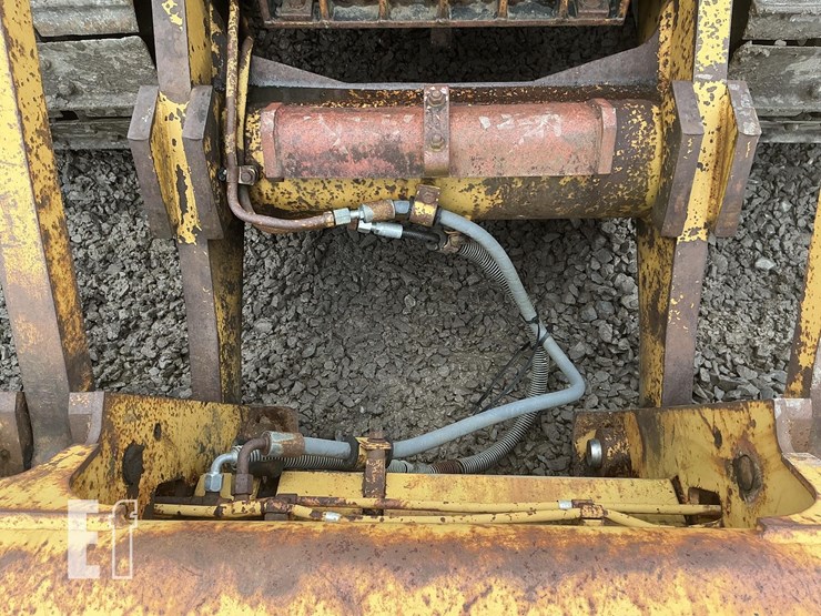 1994-caterpillar-939-image-12